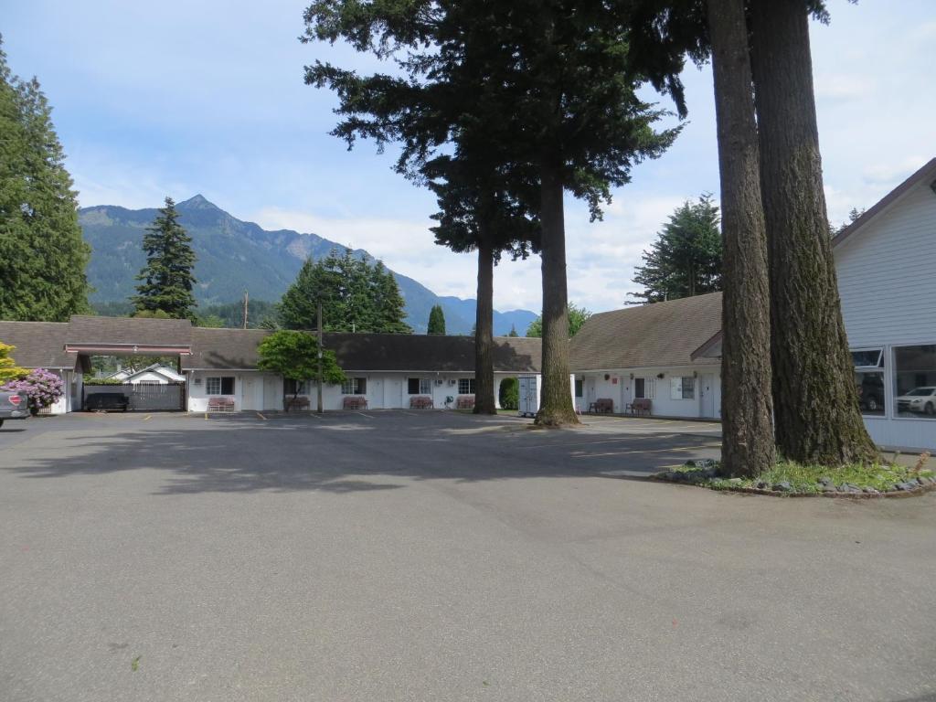 Skagit Motel Хоуп Екстериор снимка