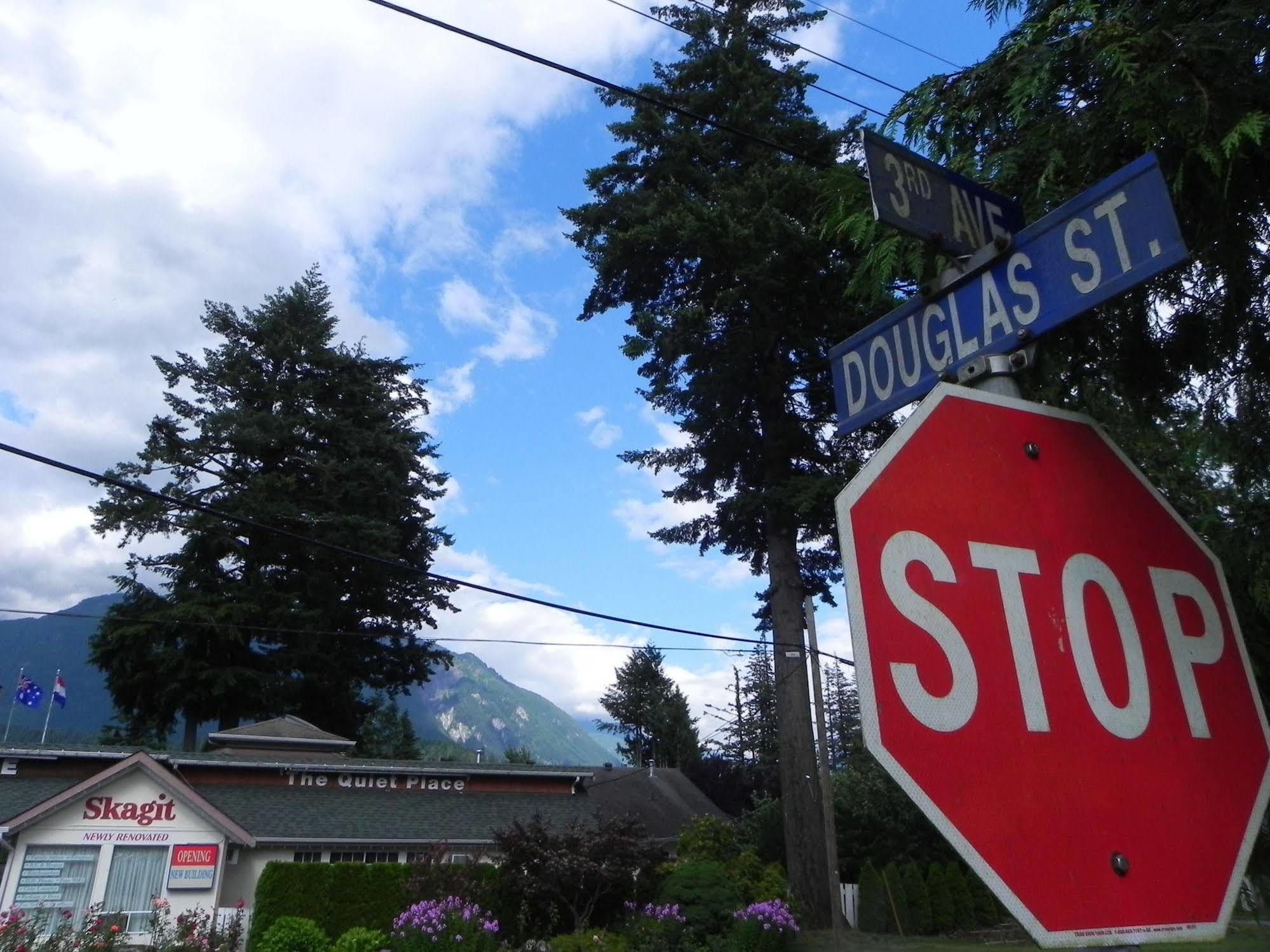 Skagit Motel Хоуп Екстериор снимка